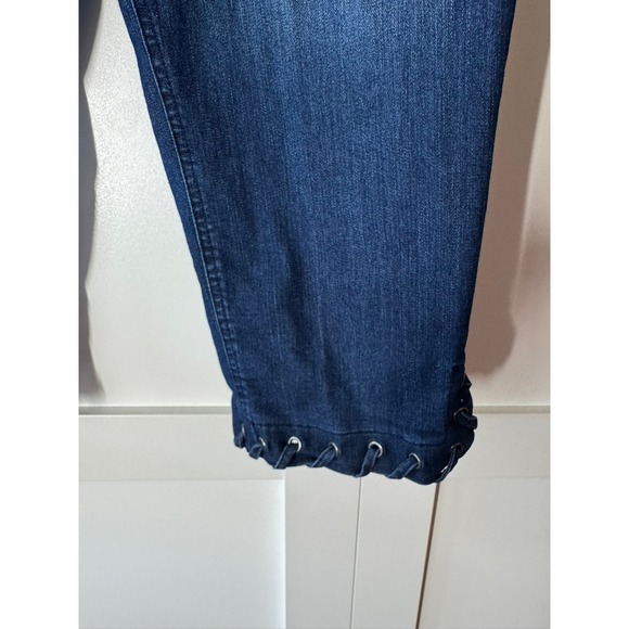 Westbound Women's Blue Denim Cropped Capri Pants Lace‎ Up Hem Size 16 - Picture 3 of 11
